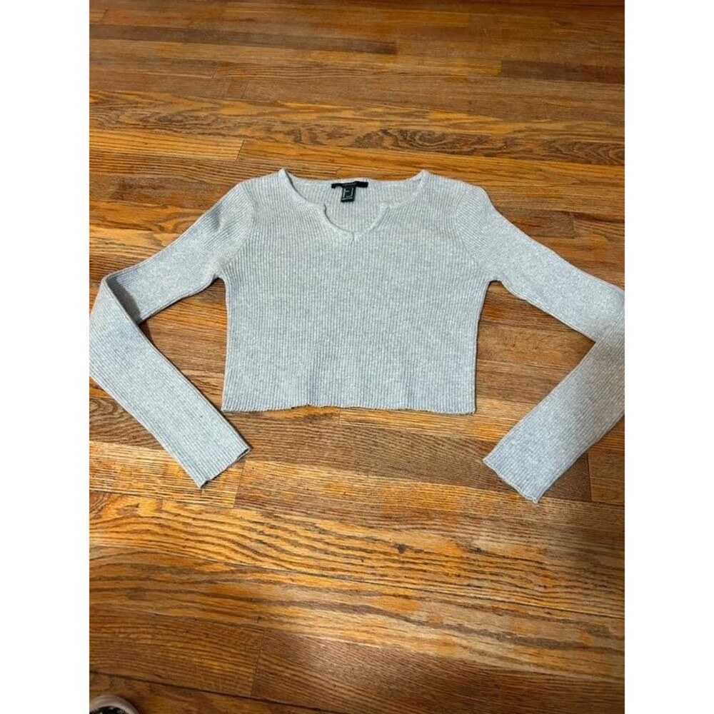 Forever 21 Crop Sweater Small